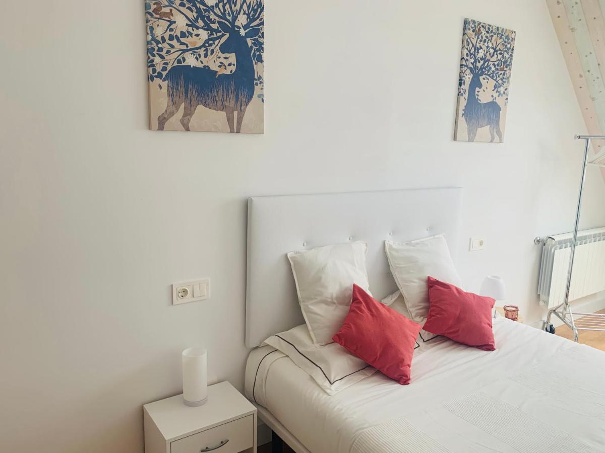 Apartamentos Lamarosa -Atico ,Vistas Al Mar Cantabrico Parking Burela Buitenkant foto